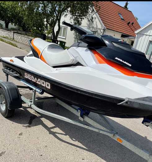 Sea Doo GTI 130 stulen på trailer i Karlskrona